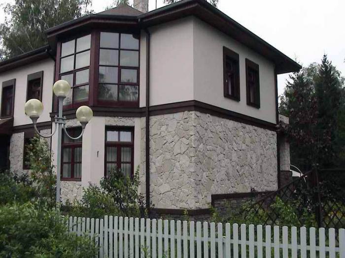 Отделка фасада искусственным камнем в Москве - Облицовка фасада частного дома  искусственным камнем, цена